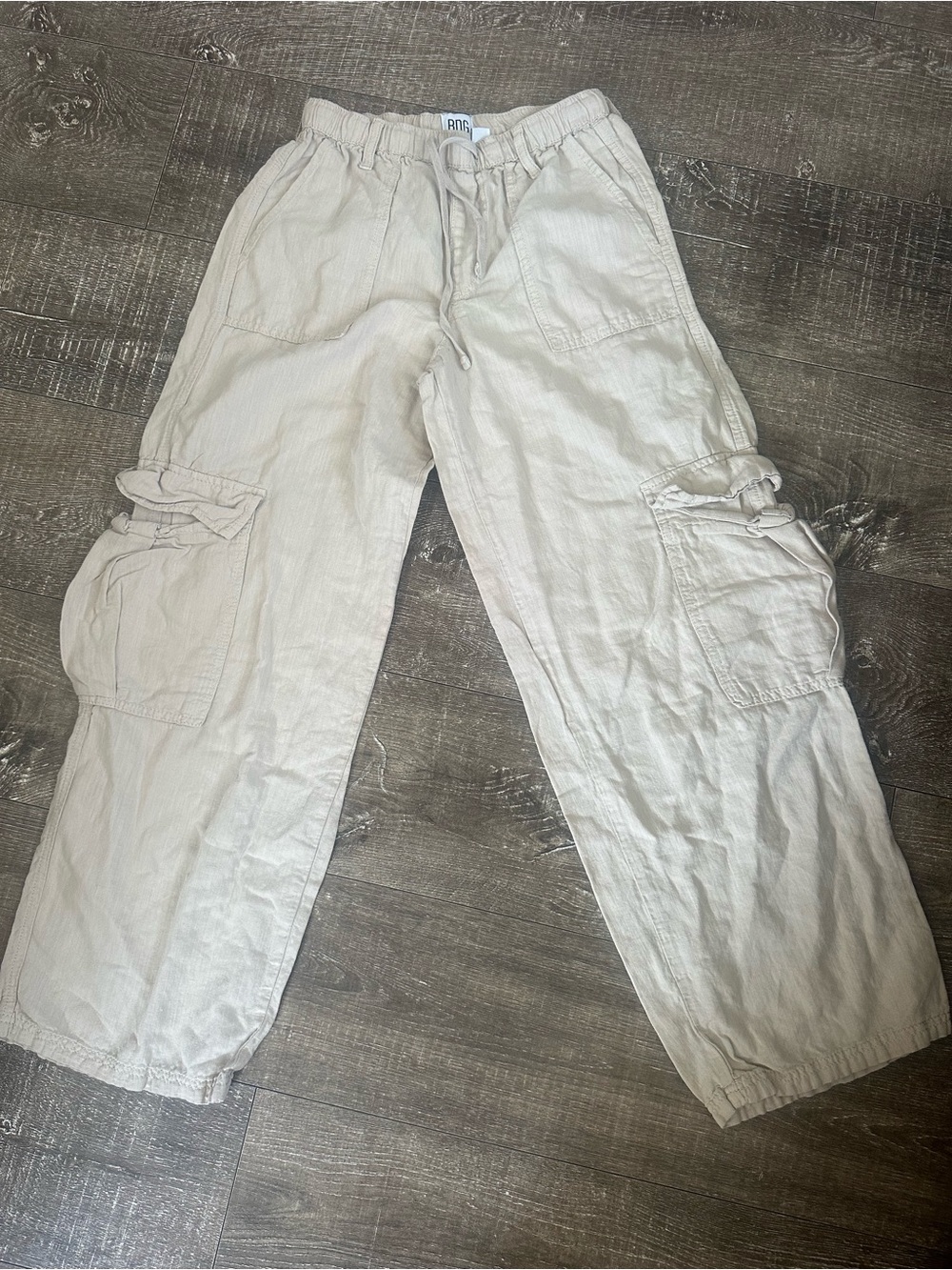 BDG Wide-Leg Beige Cargo Pants with Drawstring Waist